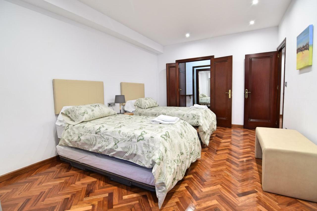 Apt Luxury Reding Solo Familias Málaga Eksteriør billede