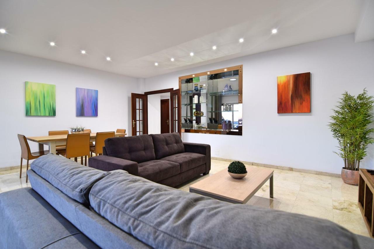 Apt Luxury Reding Solo Familias Málaga Eksteriør billede