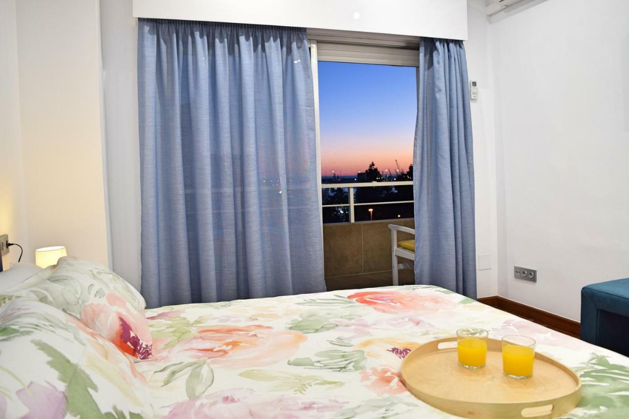 Apt Luxury Reding Solo Familias Málaga Eksteriør billede