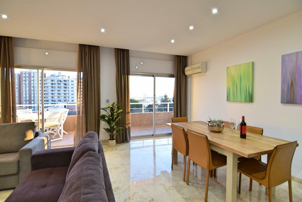 Apt Luxury Reding Solo Familias Málaga Eksteriør billede